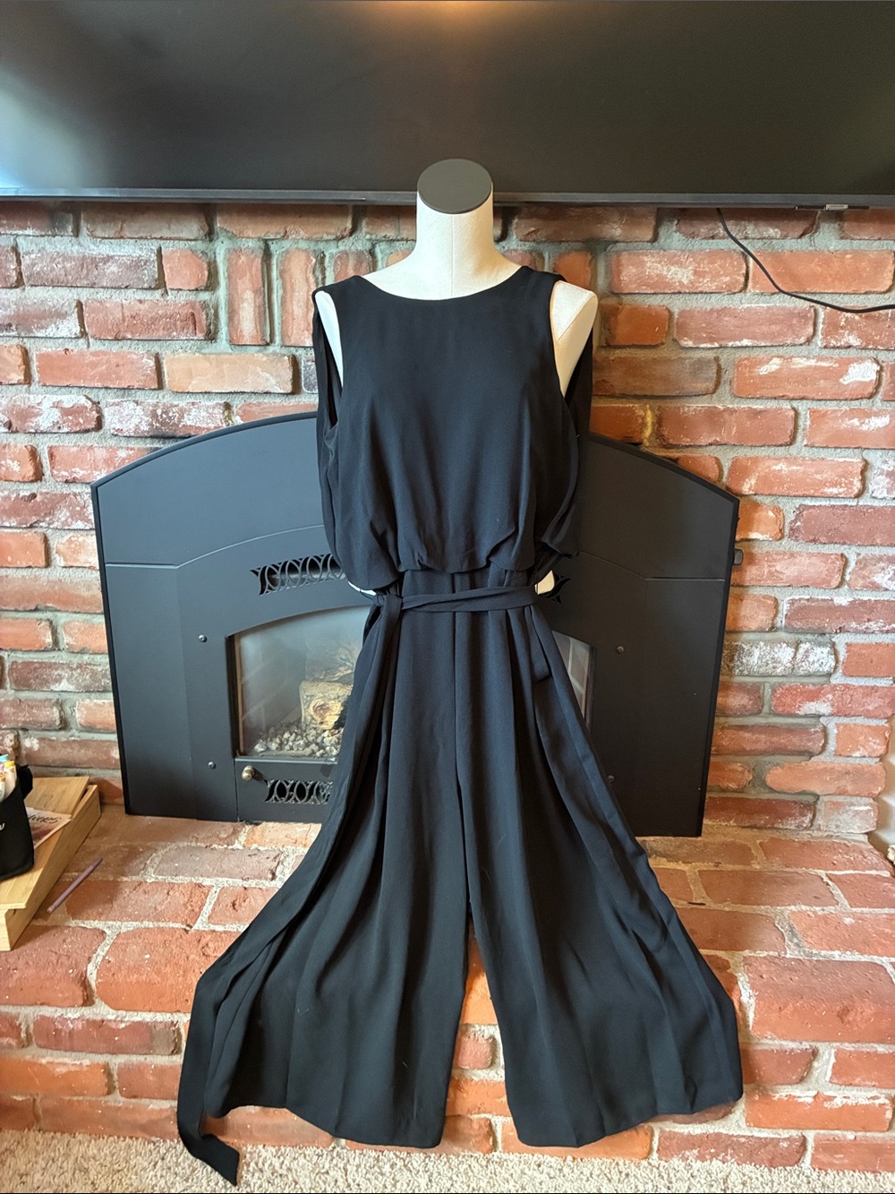 Vince Camuto Black Sleeveless Jumpsuit